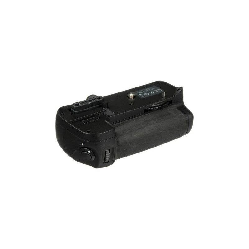 Nikon MB-D11 (GRIP ZA D7000) - Slika 2