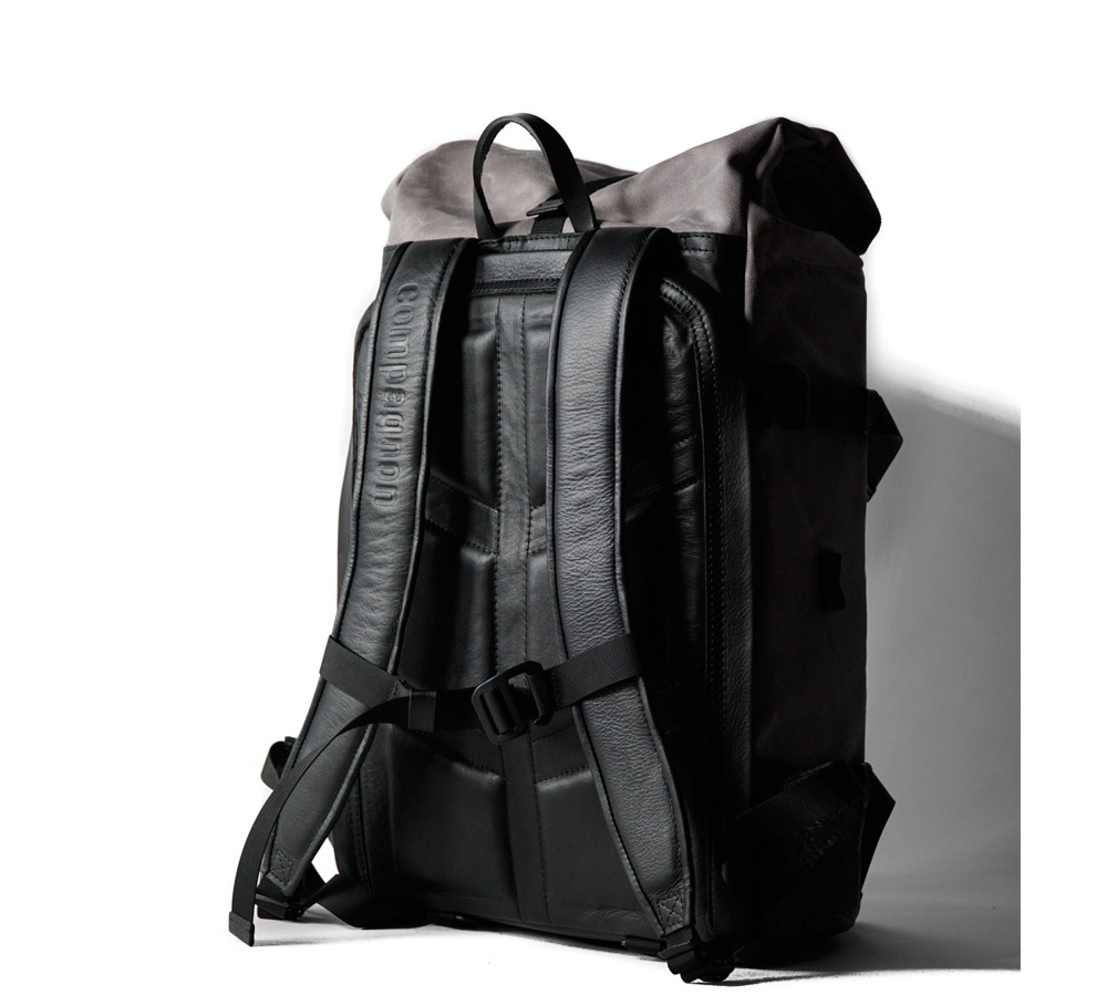 backpack-grau-schwarz-611_2